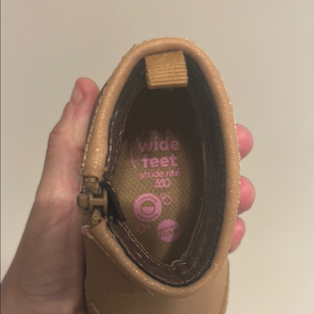 Stride Rite 360 kids shoes - Picture 3 of 5